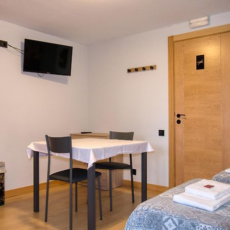 Pension Pamplonabeds Экстерьер фото