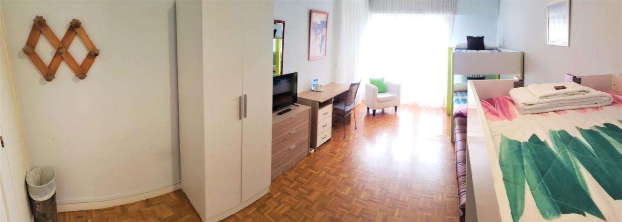 Pension Pamplonabeds Экстерьер фото