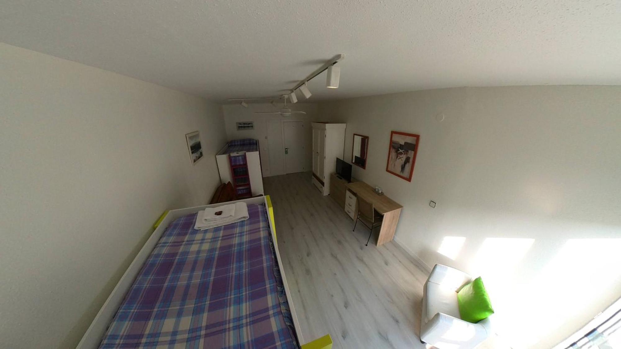 Pension Pamplonabeds Экстерьер фото