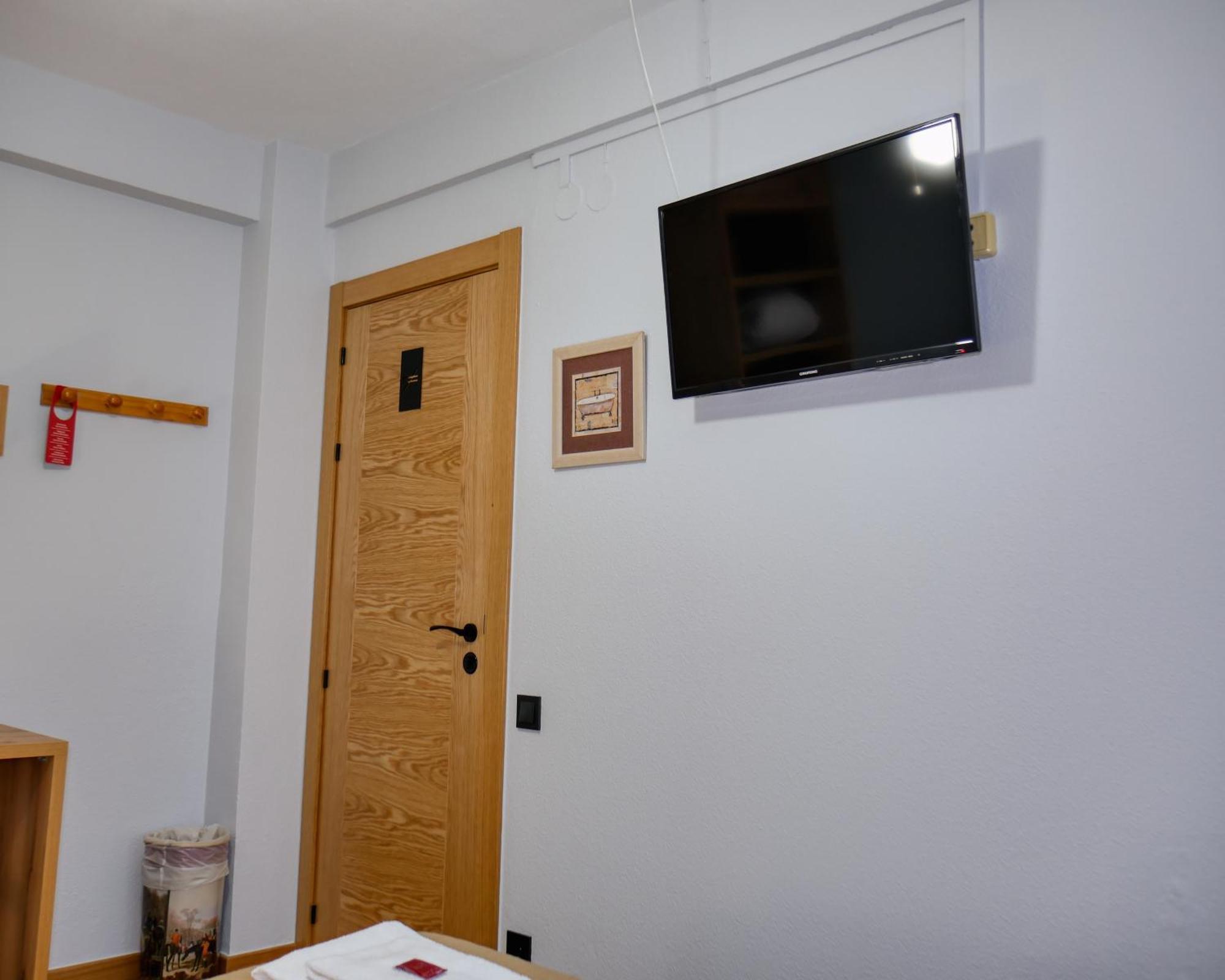 Pension Pamplonabeds Экстерьер фото