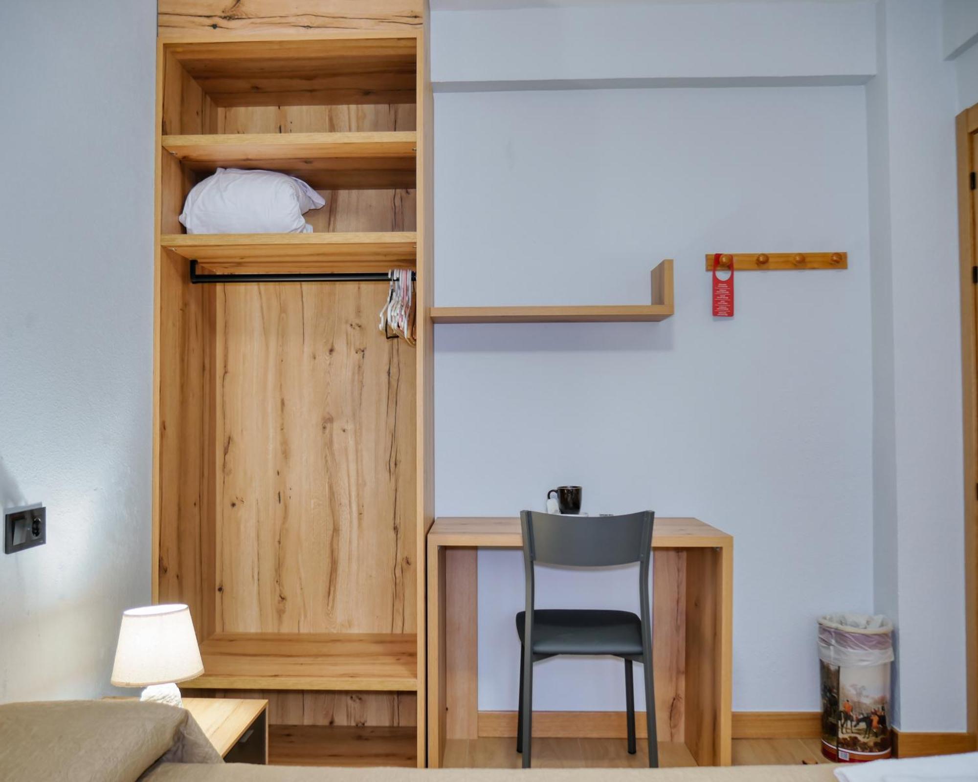 Pension Pamplonabeds Экстерьер фото
