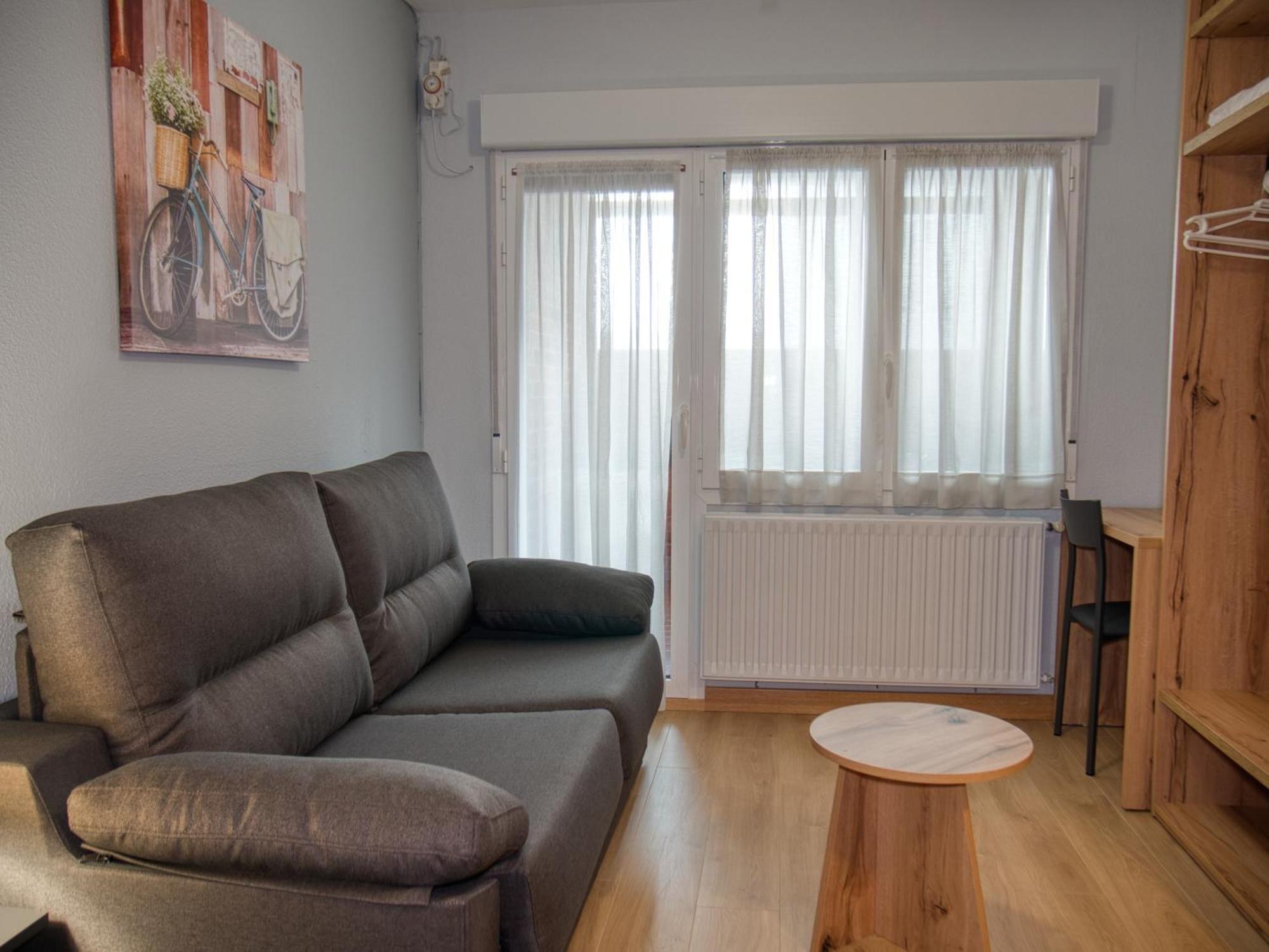 Pension Pamplonabeds Экстерьер фото